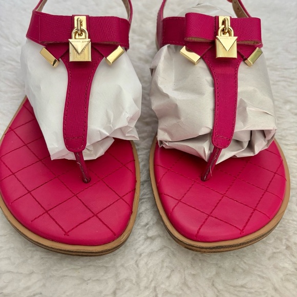 Michael Kors Pink T-Strap Sandals with Gold Hardware size 8.5 M - Picture 5 of 16